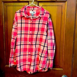 Old Navy size 10/12 button down shirt.